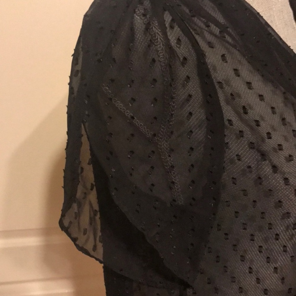 H&M Top - Picture 4 of 4